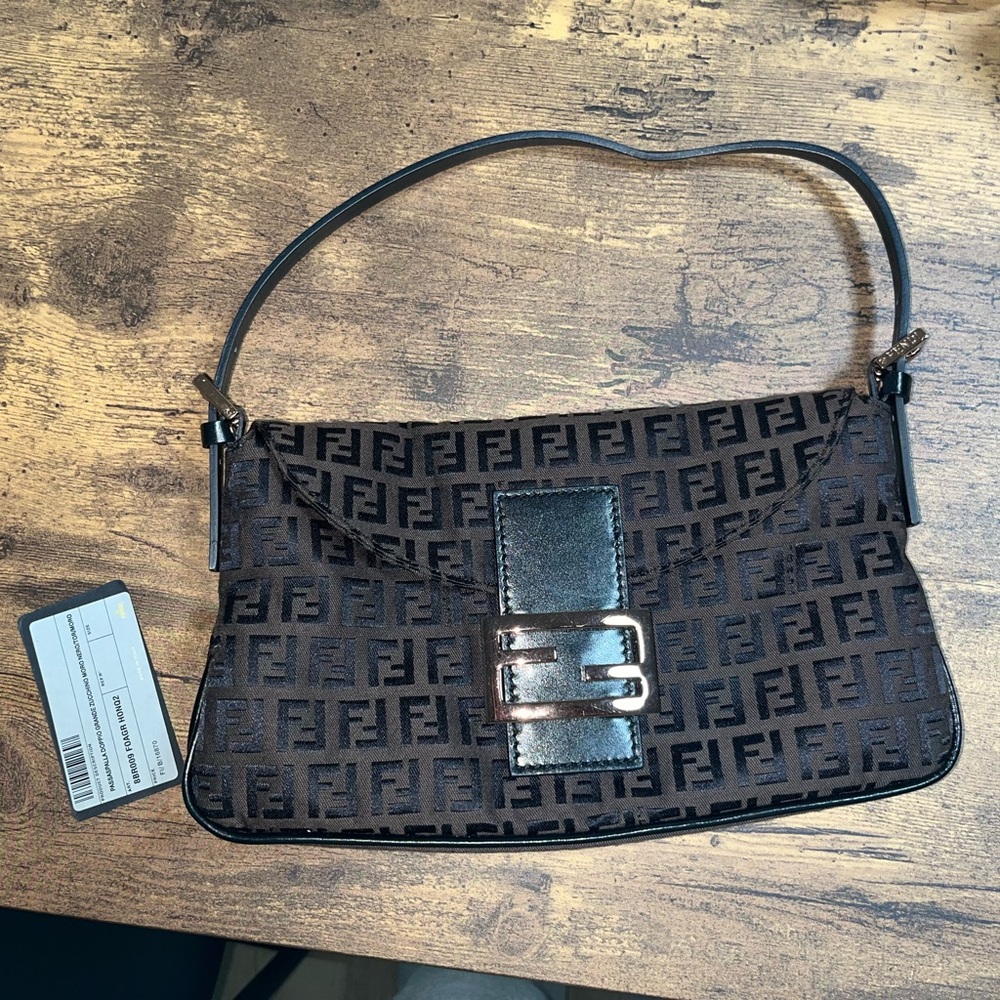 Fendi double flap bag zucchini o canvas medium